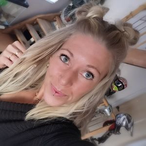 Meet your Posher, Annie